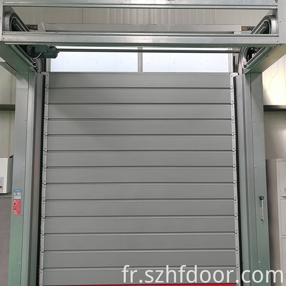 High speed rigid quick door